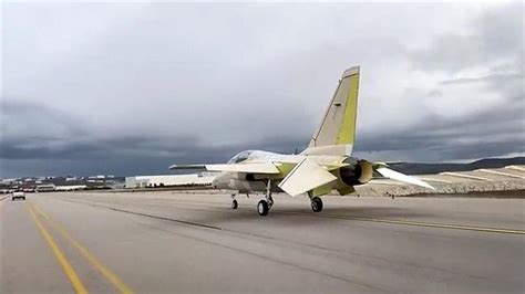 T­ü­r­k­i­y­e­­n­i­n­ ­i­l­k­ ­j­e­t­ ­m­o­t­o­r­l­u­ ­u­ç­a­ğ­ı­ ­H­Ü­R­J­E­T­ ­p­i­s­t­e­ ­ç­ı­k­t­ı­
